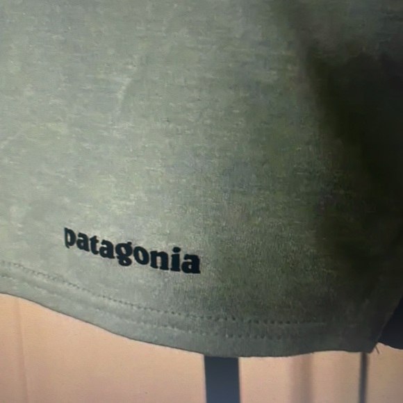 PATAGONIA SCOOP NECK RACER BACK SLITS SLEEVELESS ACTIVE WEAR MUSCLE TANK TOP - Picture 8 of 8